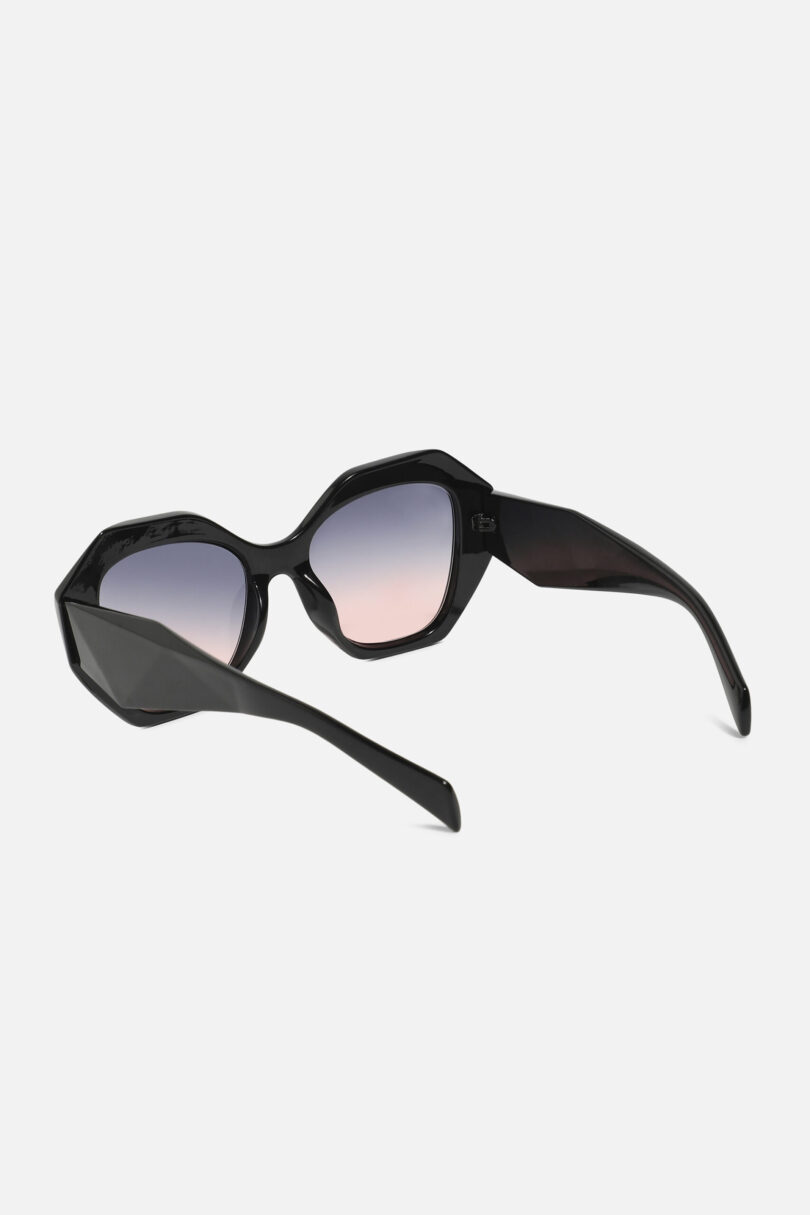 Polarized Polycarbonate Full Rim Oversized Sunglass For Women