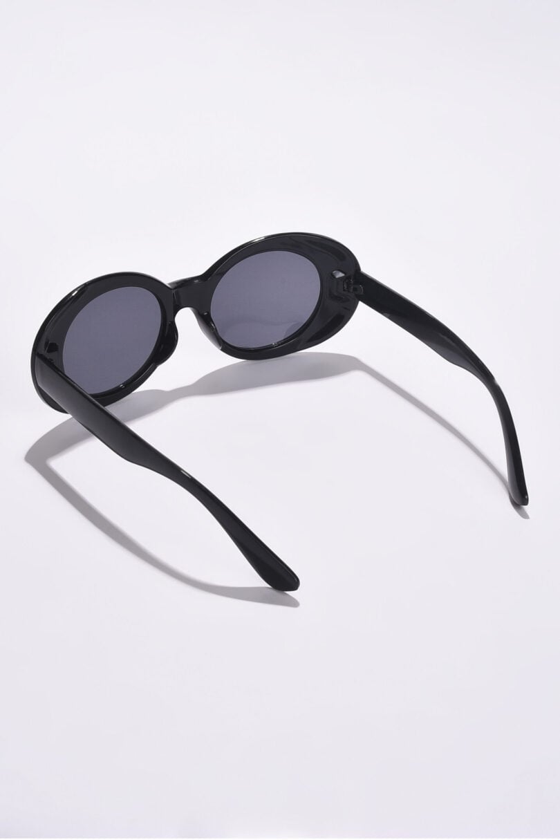 Women Grey Lens Black Oval Sunglasses